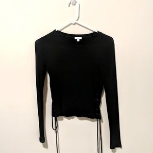 Splendid long sleeve shirt with ties